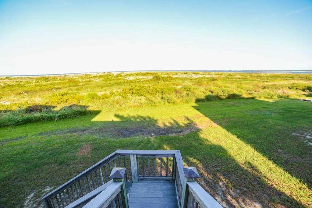 Pelican Point Unobstructed Beach Views Beach Access Out Back Door! Harbor Island Экстерьер фото