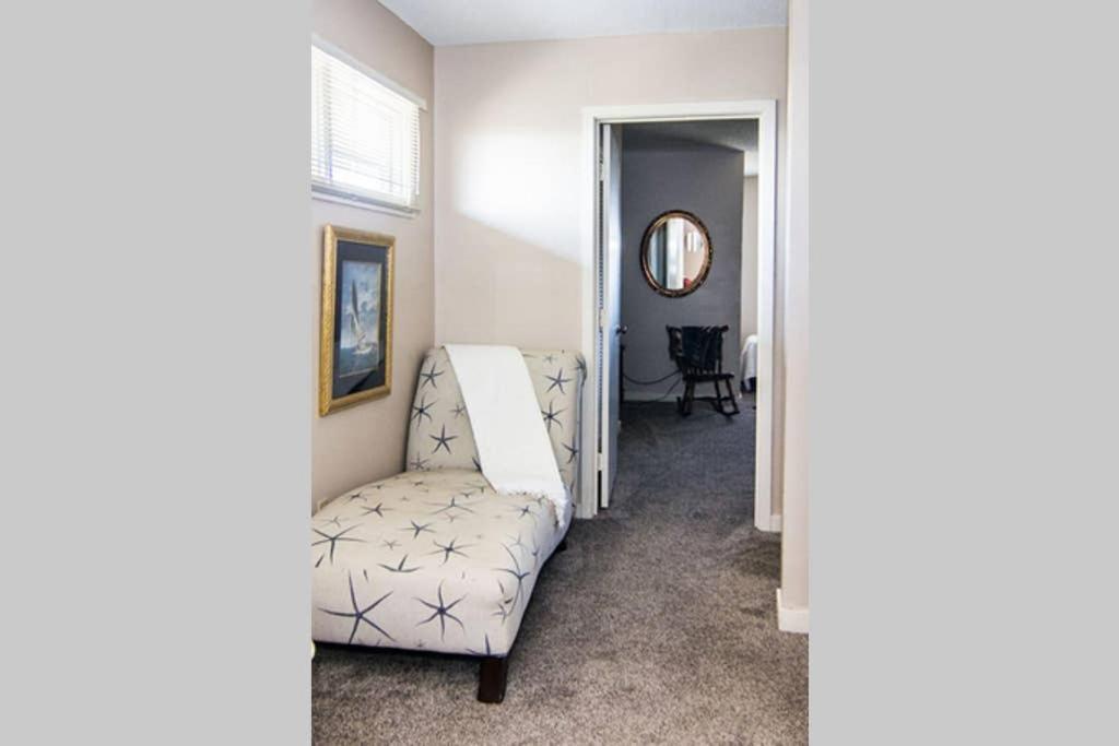 Pelican Point Unobstructed Beach Views Beach Access Out Back Door! Harbor Island Экстерьер фото