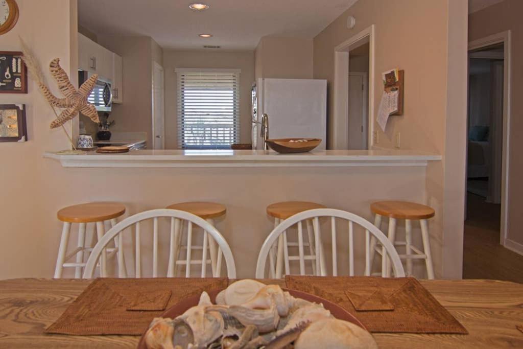 Pelican Point Unobstructed Beach Views Beach Access Out Back Door! Harbor Island Экстерьер фото