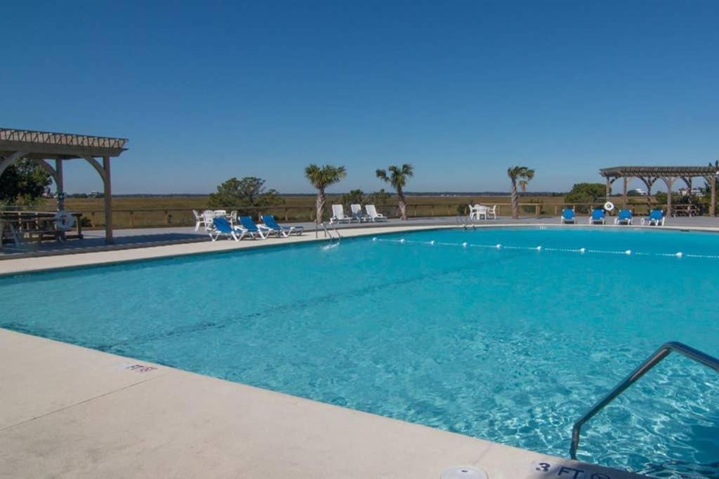 Pelican Point Unobstructed Beach Views Beach Access Out Back Door! Harbor Island Экстерьер фото
